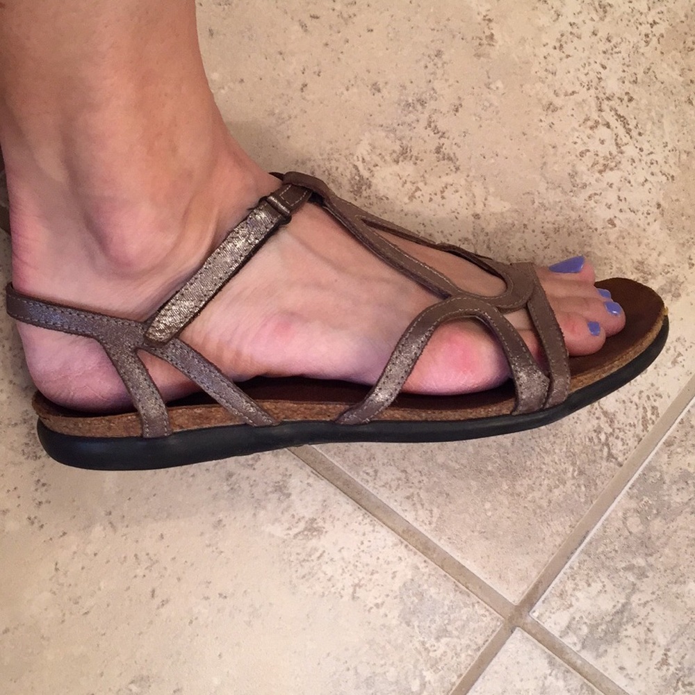 Bronze metallic Naot sandals, size 8.5